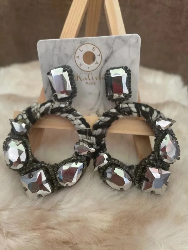 Boucles d’oreilles néo baroque argenté et noir